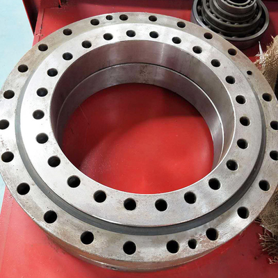 JTHL adaptó la matanza llevando los accesorios de Kelly Slew Bearing Drilling Rig del acero de aleación